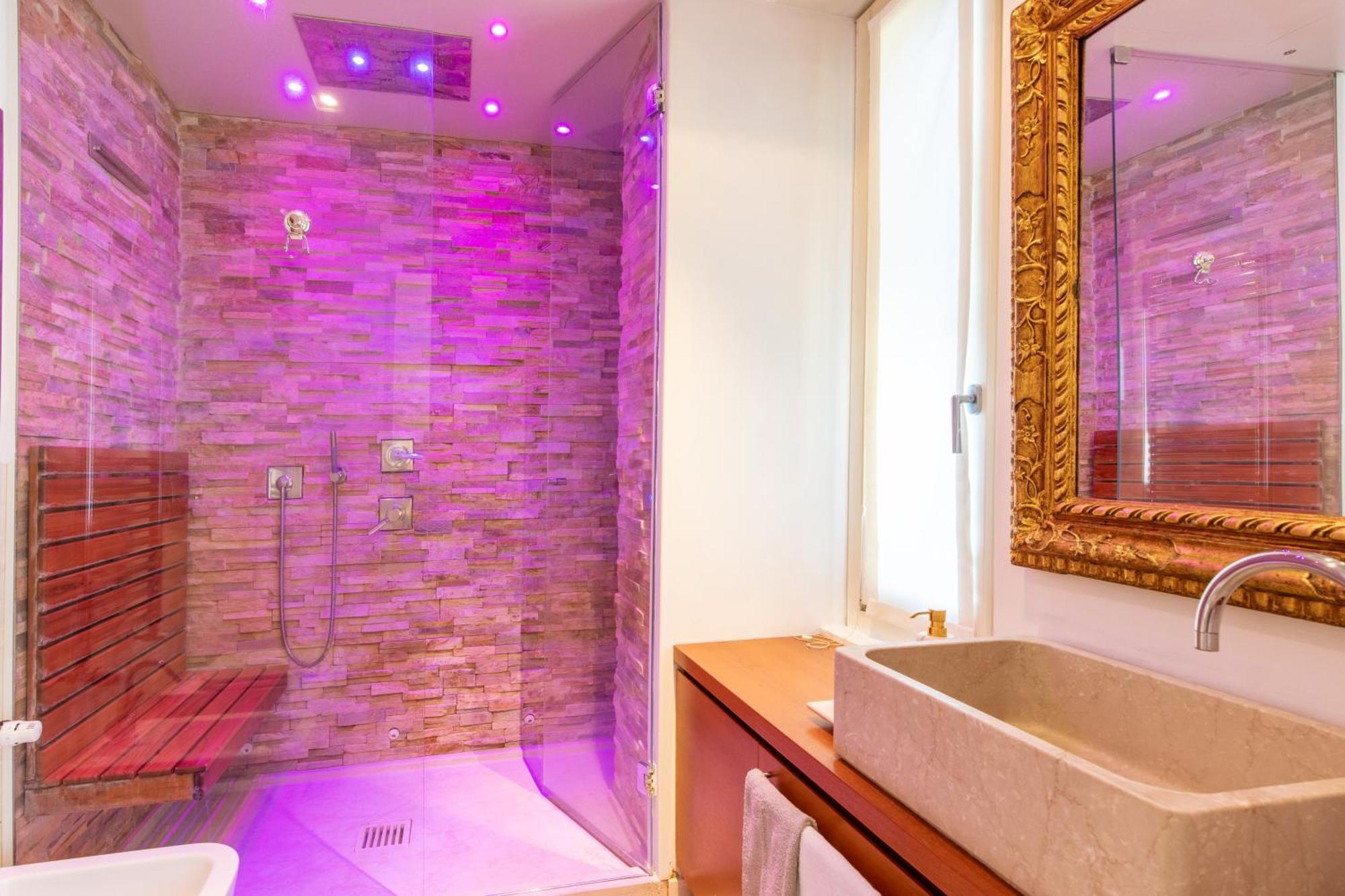 Porta Venezia- Design Apartment, 2-Bedrooms, Netflix, Wifi Milánó Kültér fotó